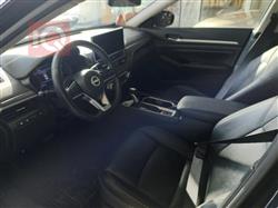 نيسان ألتيما